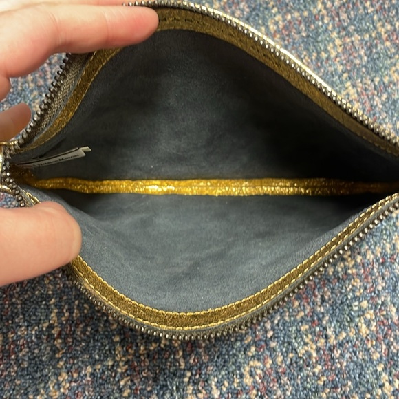 Preloved Marc Jacobs Neiman Marcus for target gold clutch - Picture 11 of 17